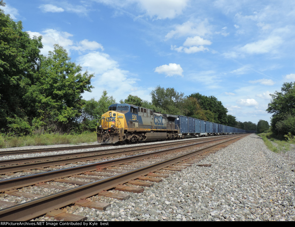 CSX 504 on M627